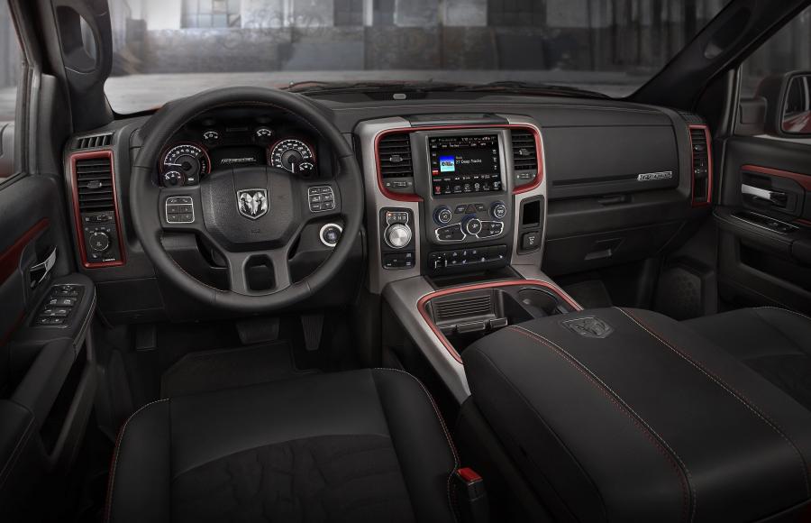  Dodge Ram 1500 Rebel 2015 года  (фото 47 из 54)